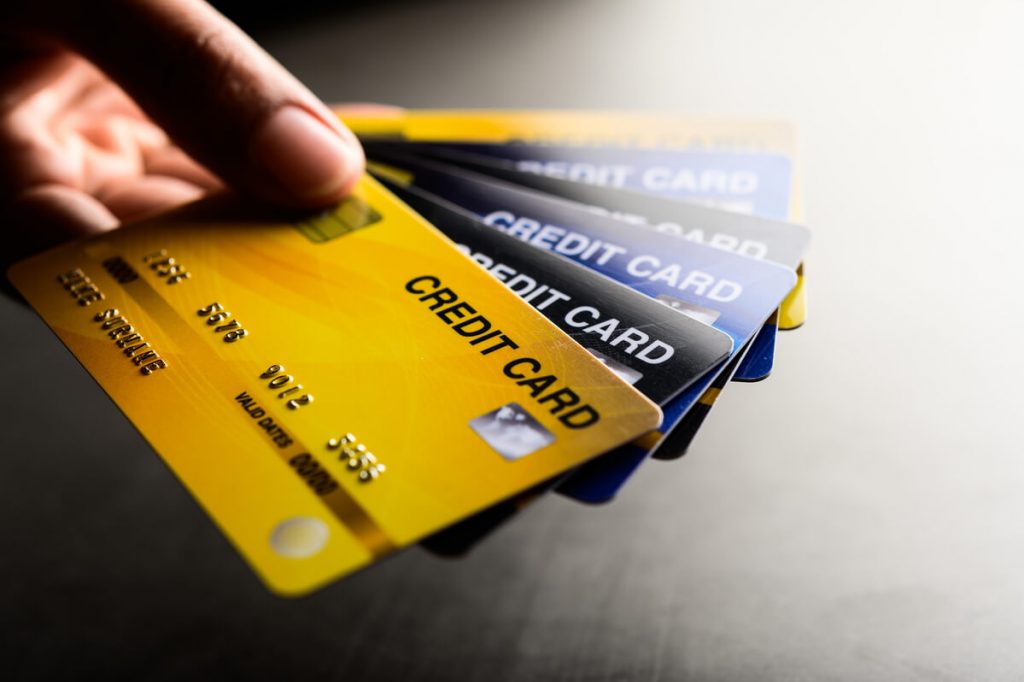 cartões de crédito utilizados para pagar cartão de crédito